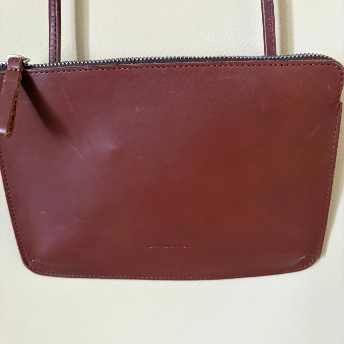 Brun axelväska från Sandqvist - 2