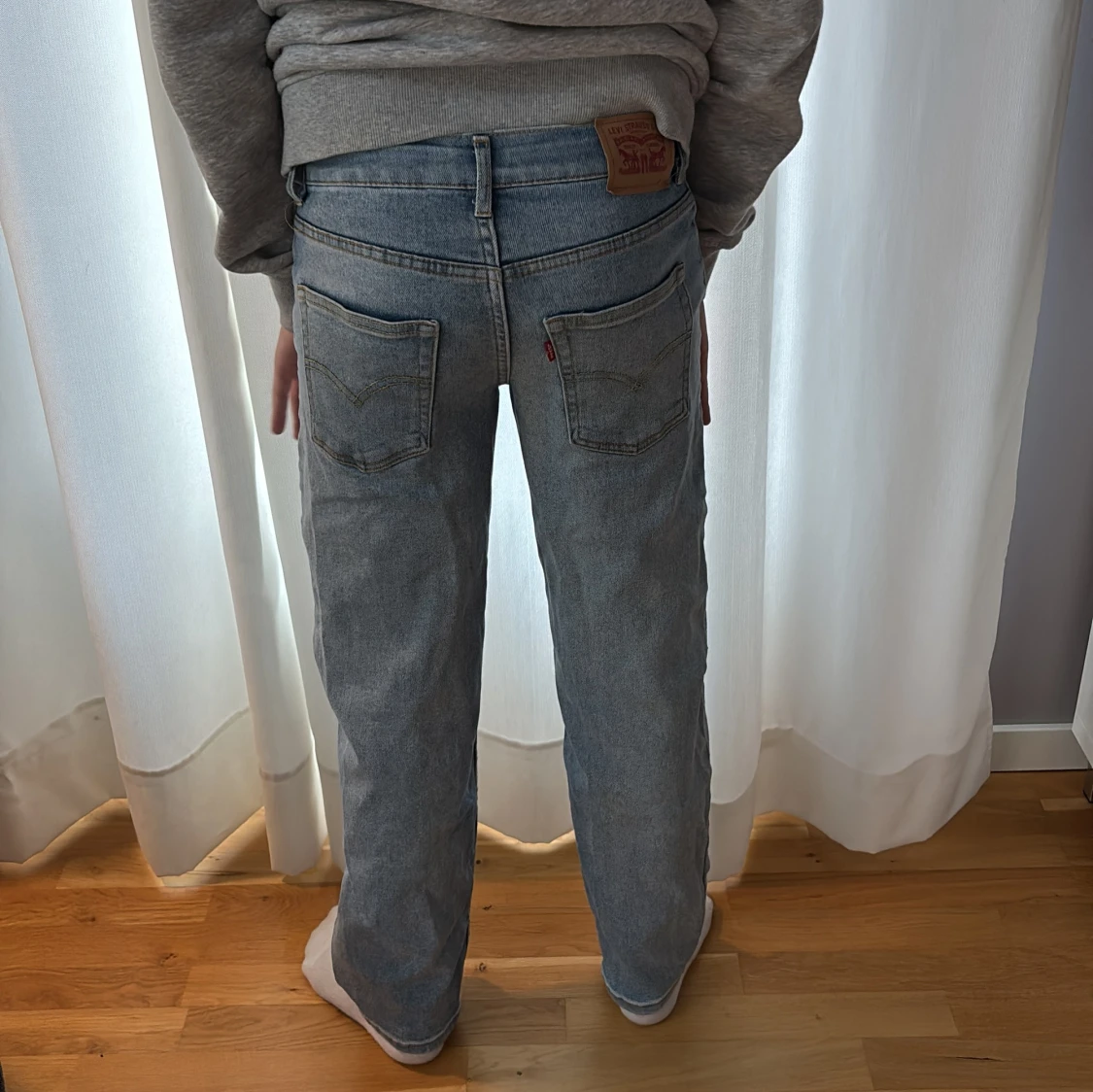 Levi's ljusblå raka jeans - 1