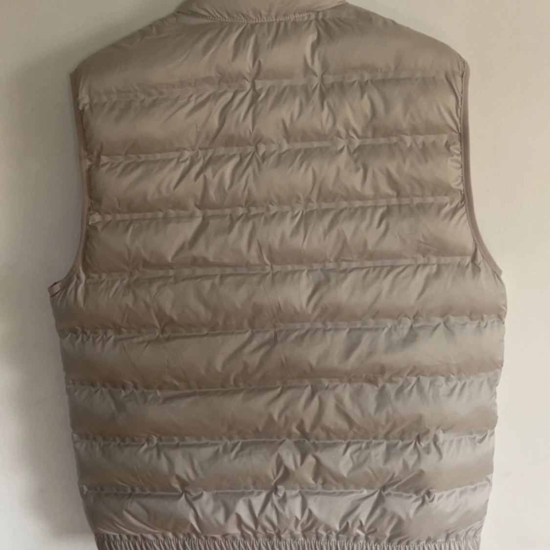 Beige dunväst från zara - 1