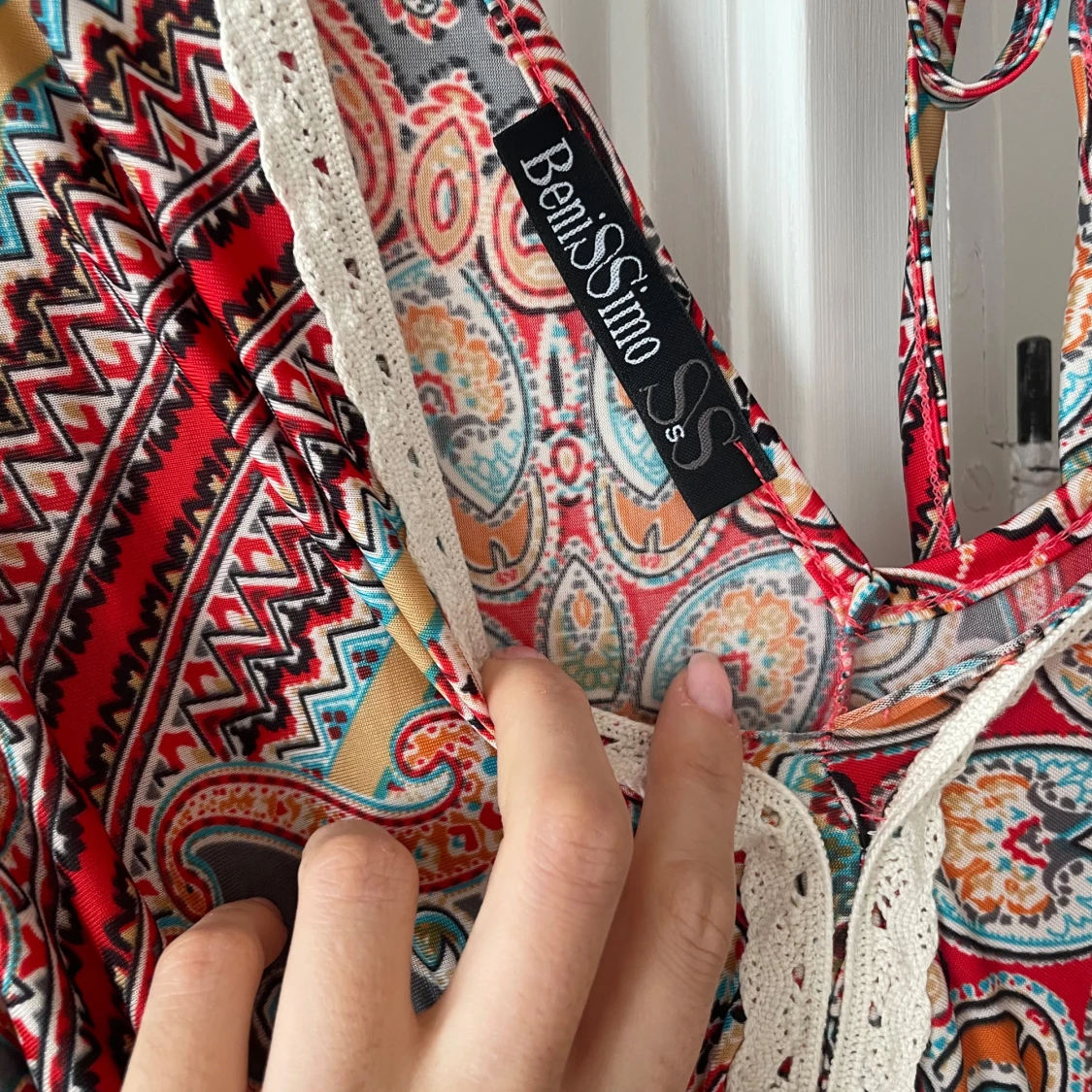 Lång paisleyklänning från BeniSSimo - 2