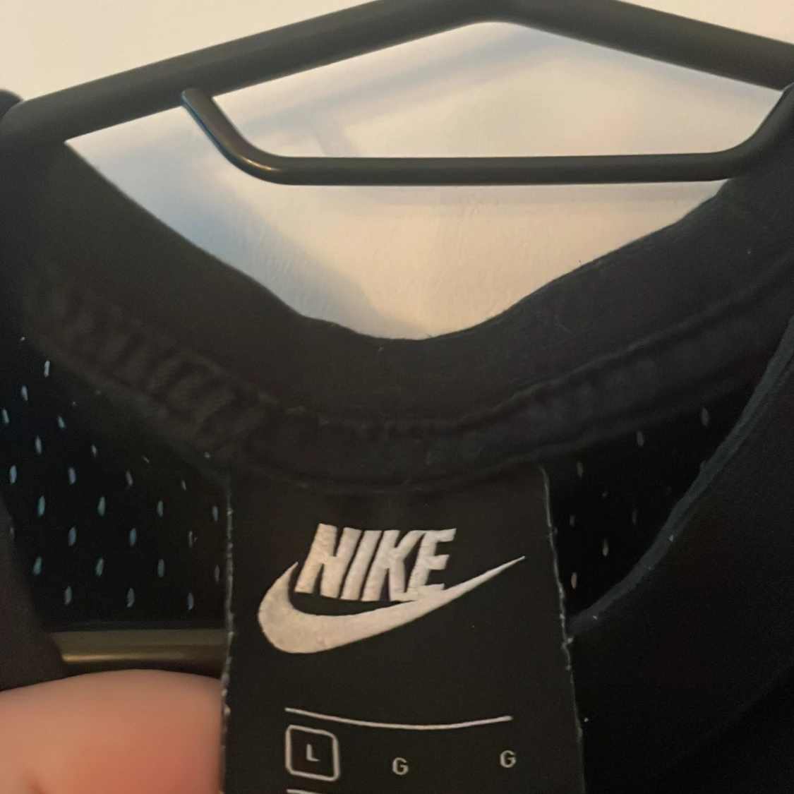 Svart Nike t-shirt med meshdetaljer - 3