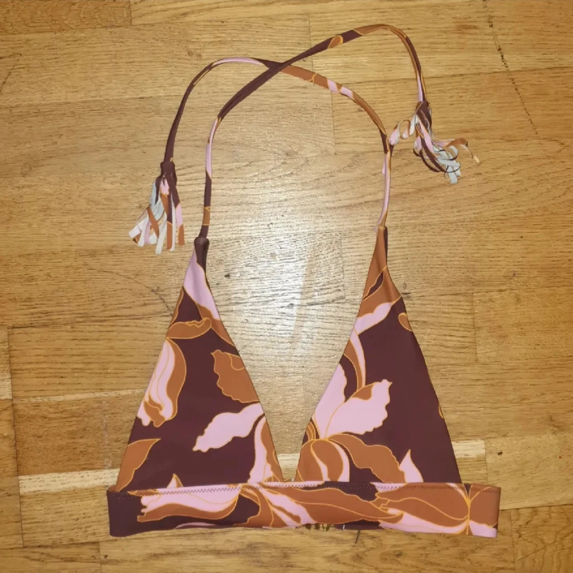 Brun blommig bikini från Carin Wester - 1