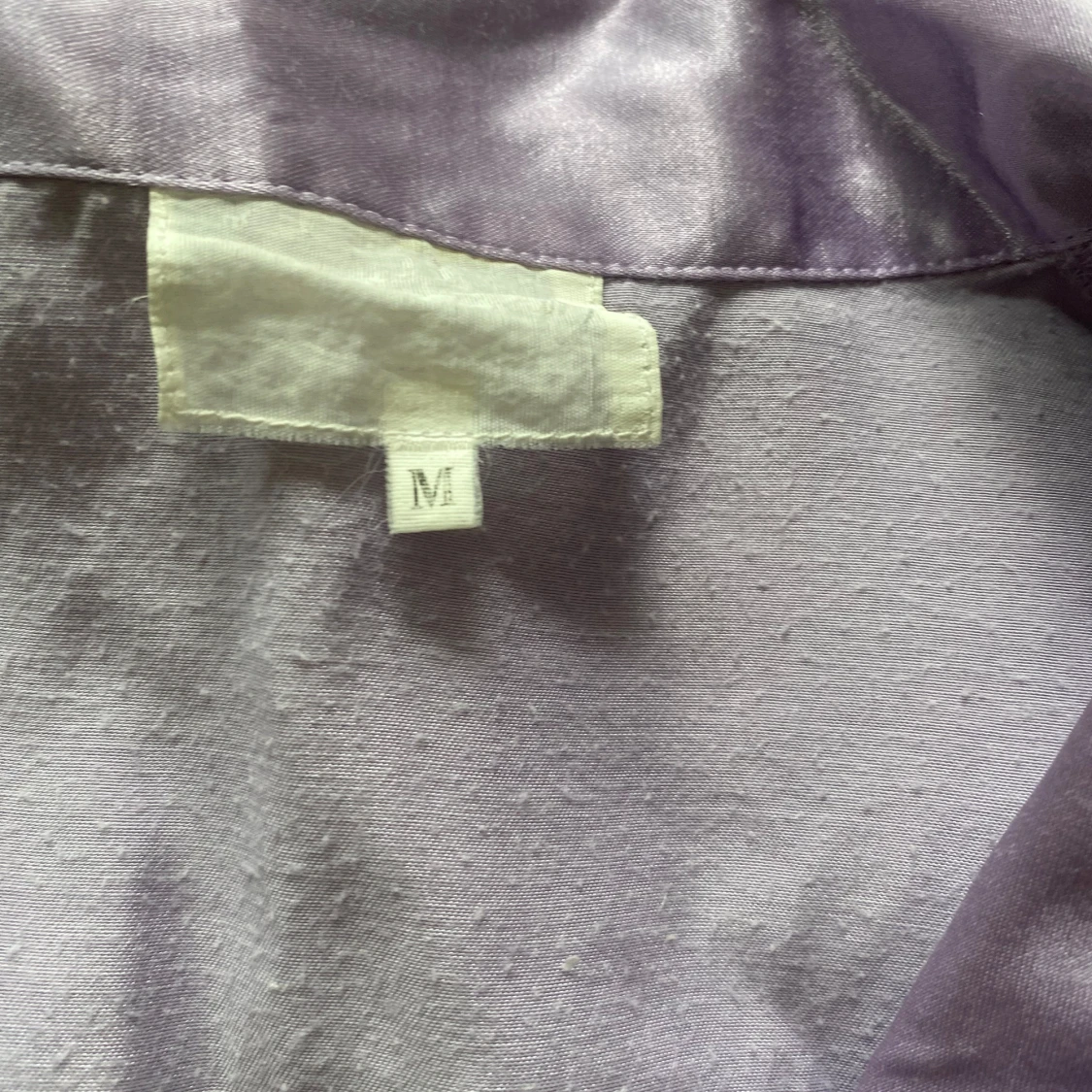 Ljuslila satinpyjamas - 3