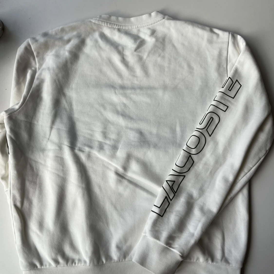 Vit sweatshirt från Lacoste med logga - 3