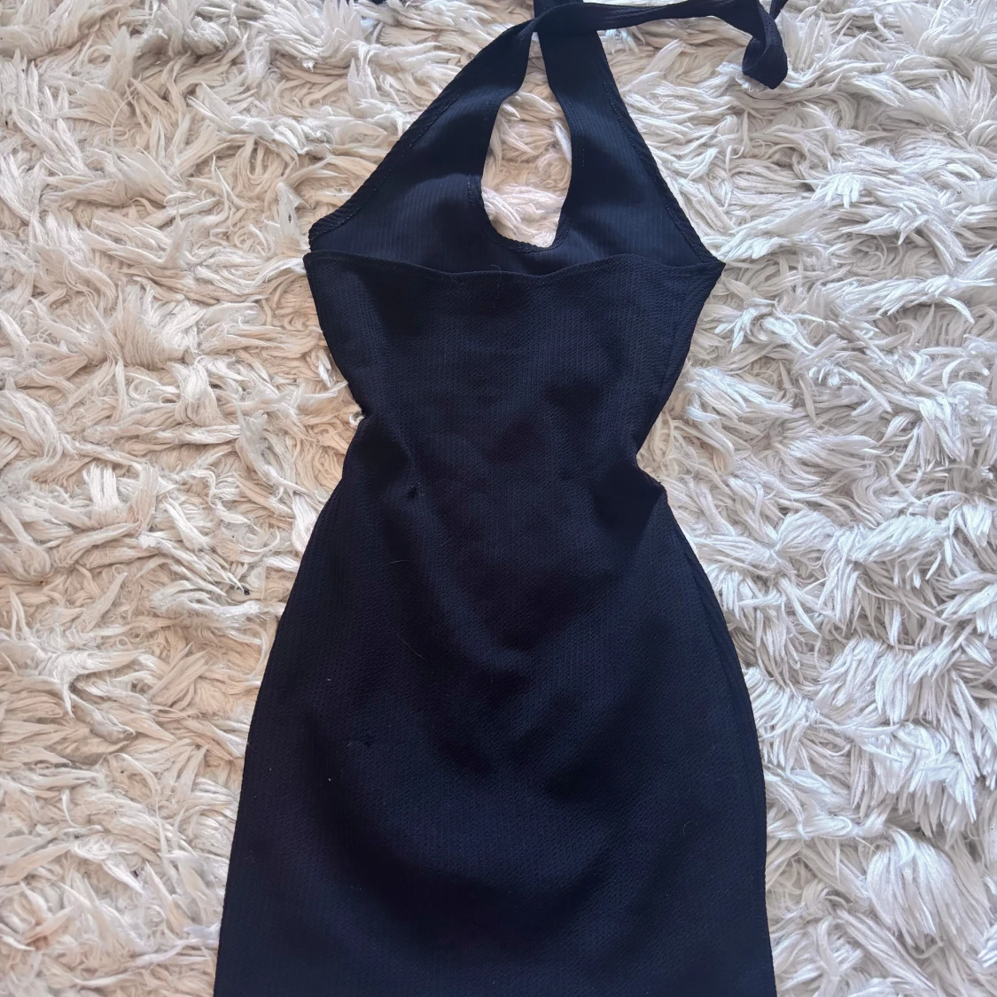 Svart halterneck kortklänning - 1