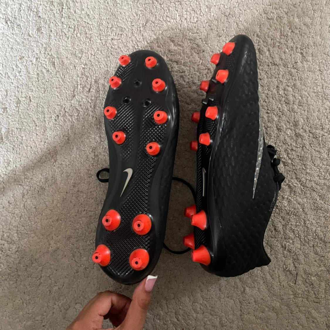 Nike svarta fotbollsskor strl 37,5 - 1