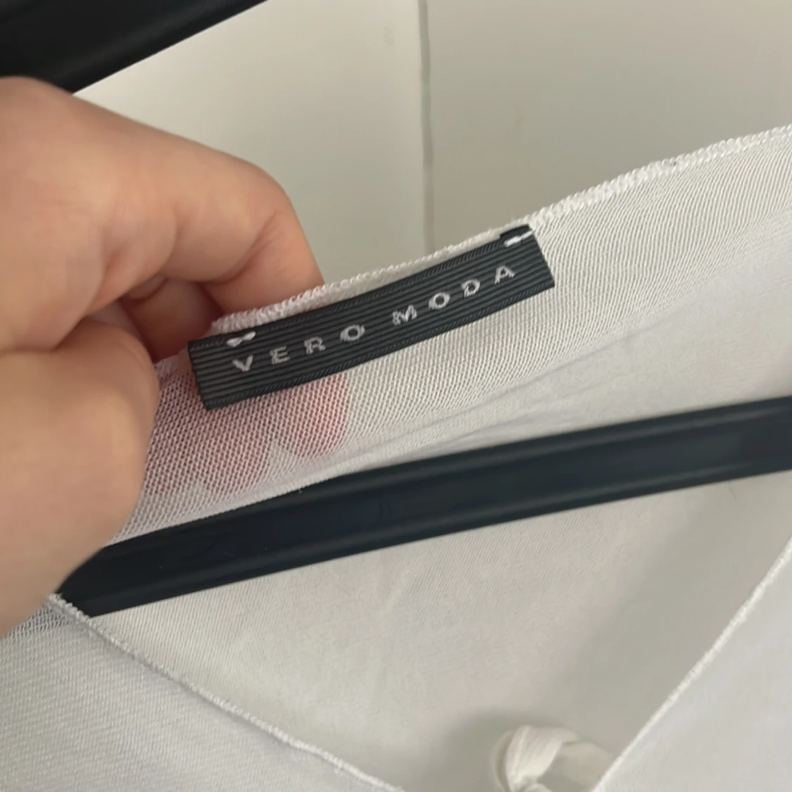 Vit långärmad strandklänning Vero Moda - 2