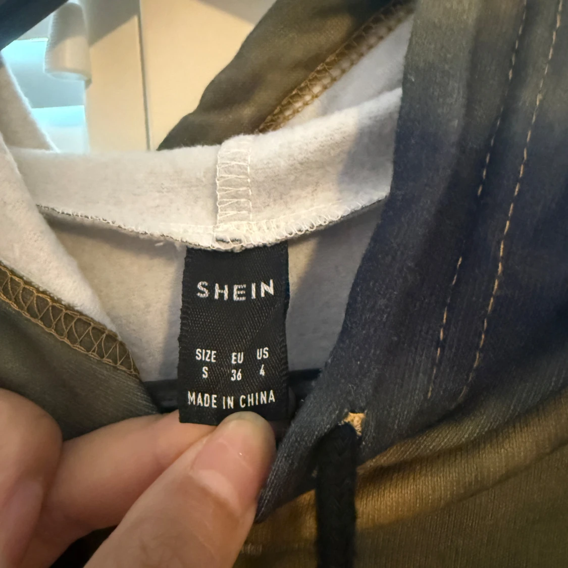 Tie-dye hoodie från SHEIN  - 1