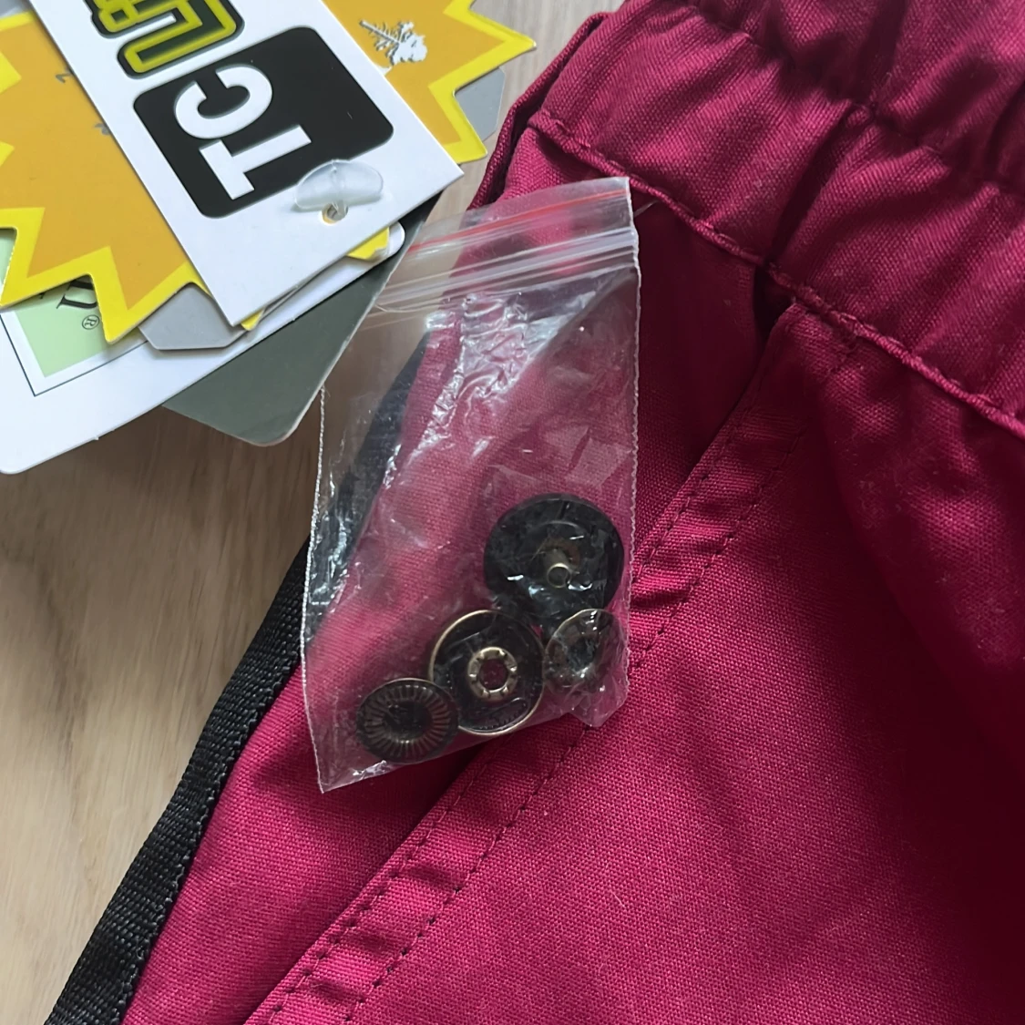 Röda outdoorbyxor från Pinewood XS - 4