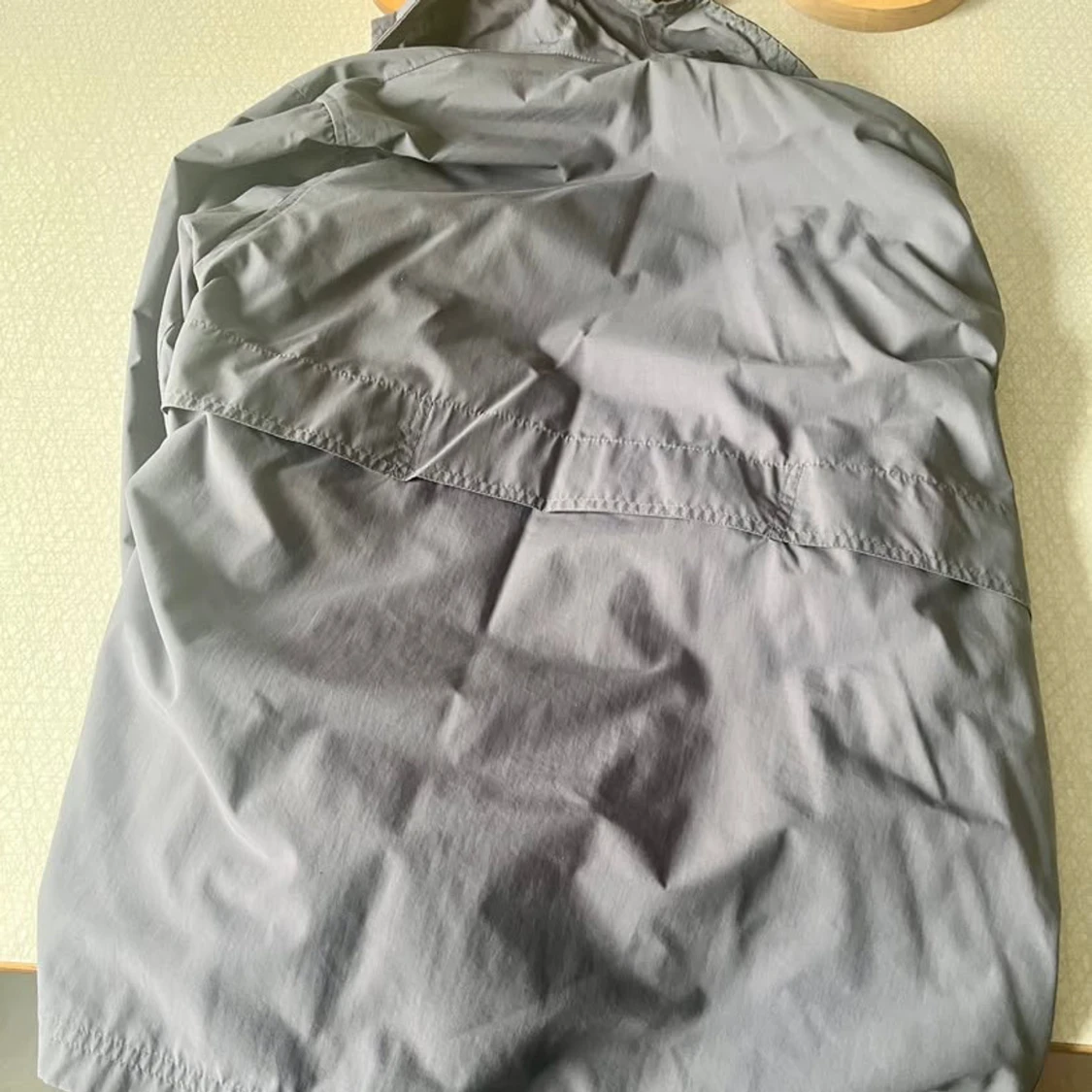 Grå jacka från Carhartt - 1