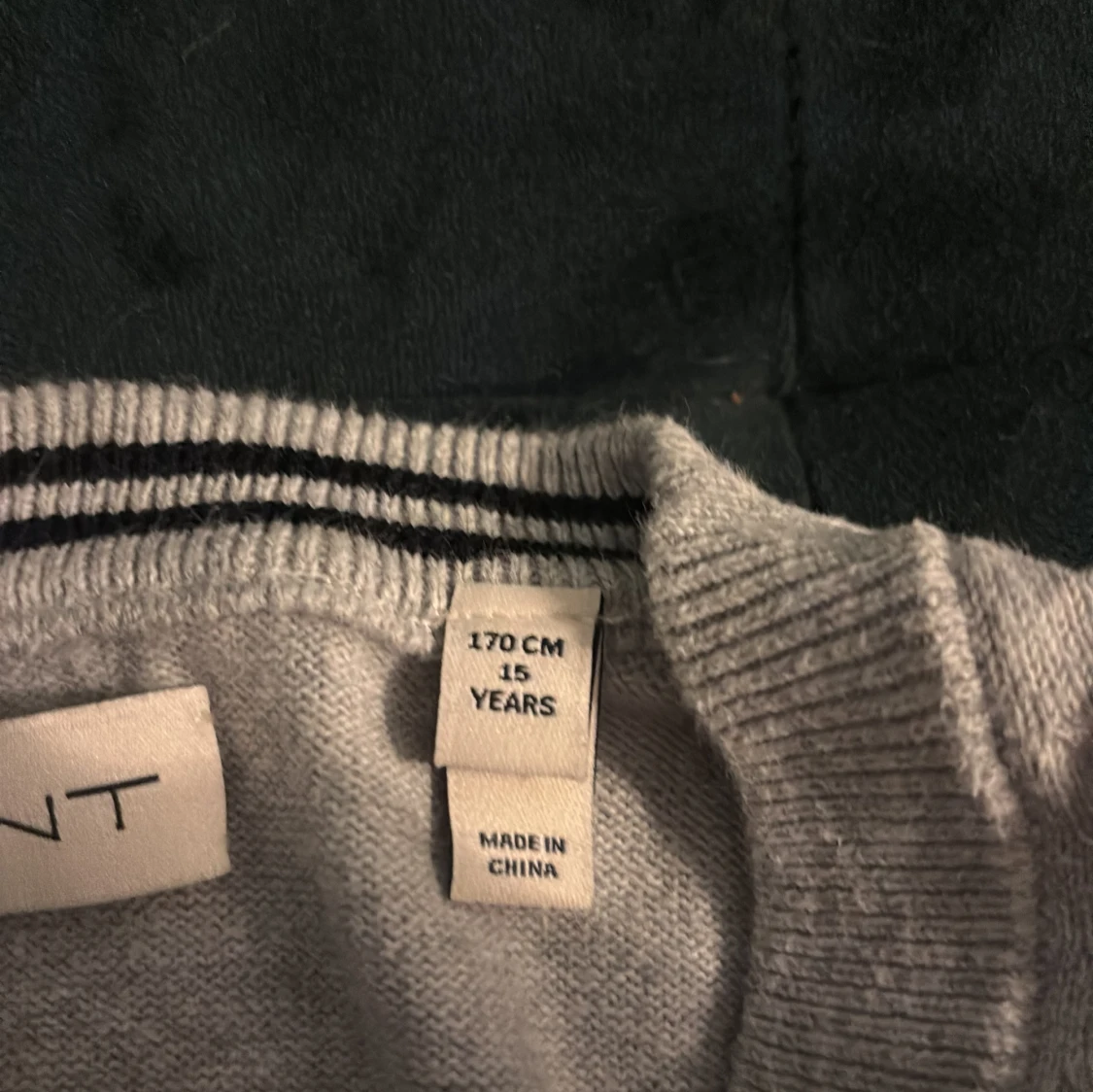 Ljusgrå tröja från GANT - 3