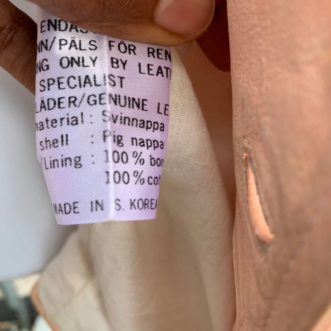 Ljusrosa vintage skinnkavaj i svinnappa - 3