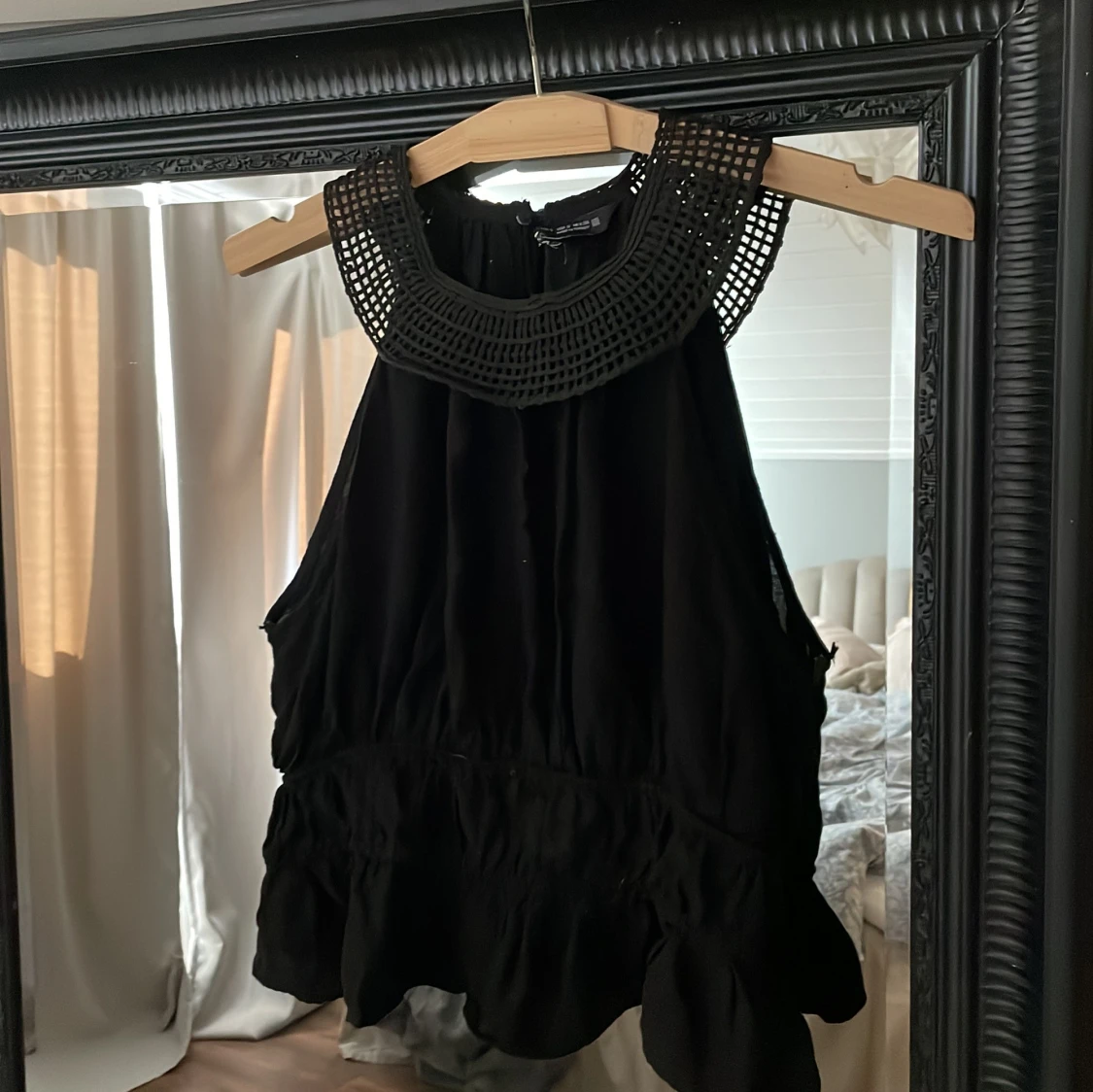 Svart topp ZARA  - 1