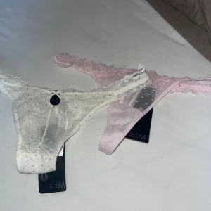 Nya oanvända trosor - 2 st oanvända trosor (prislapp kvar). Totalpris för båda är 150kr. 🌸