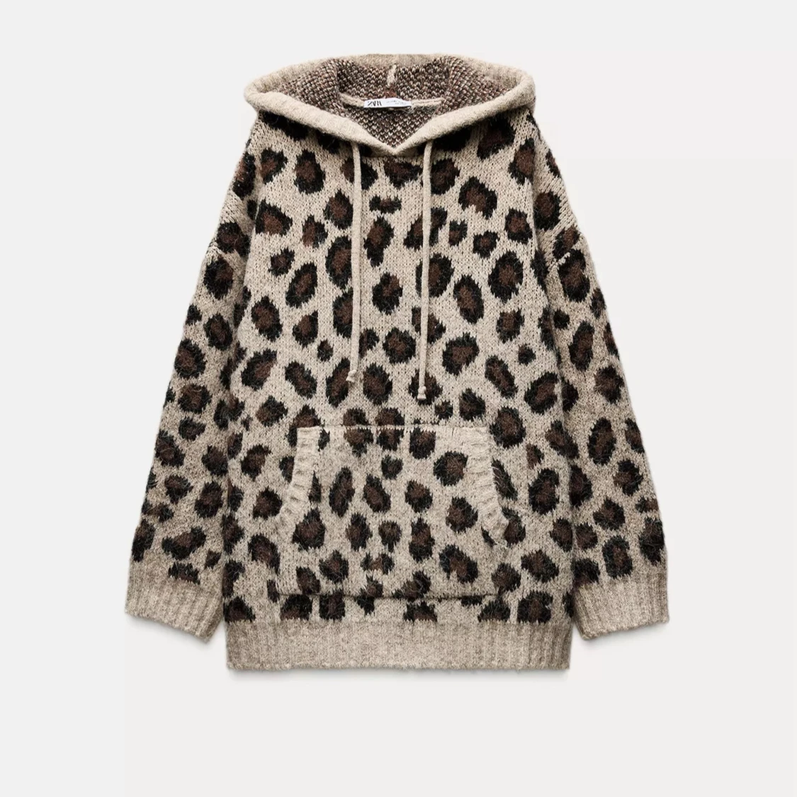 Leopardmönstrad stickad hoodie
