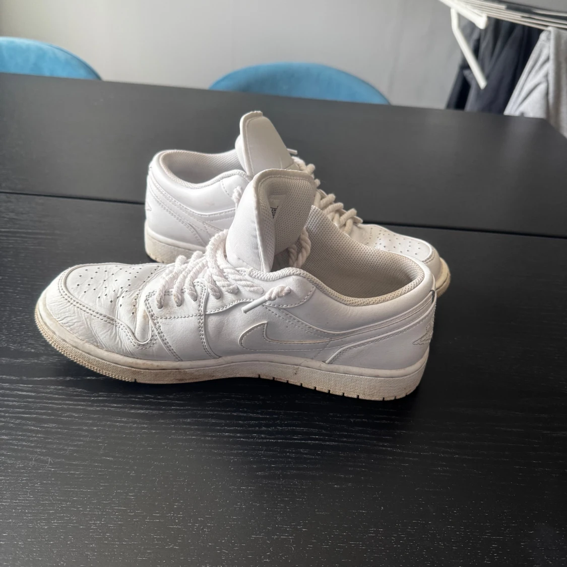 Vita Nike Air Jordans Low - 2