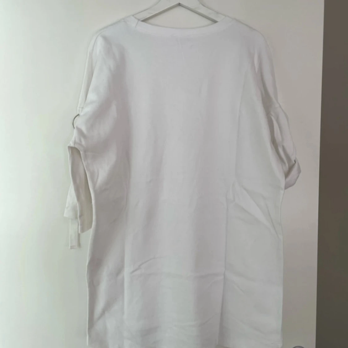 Vit oversize chill klänning från Zara - 4