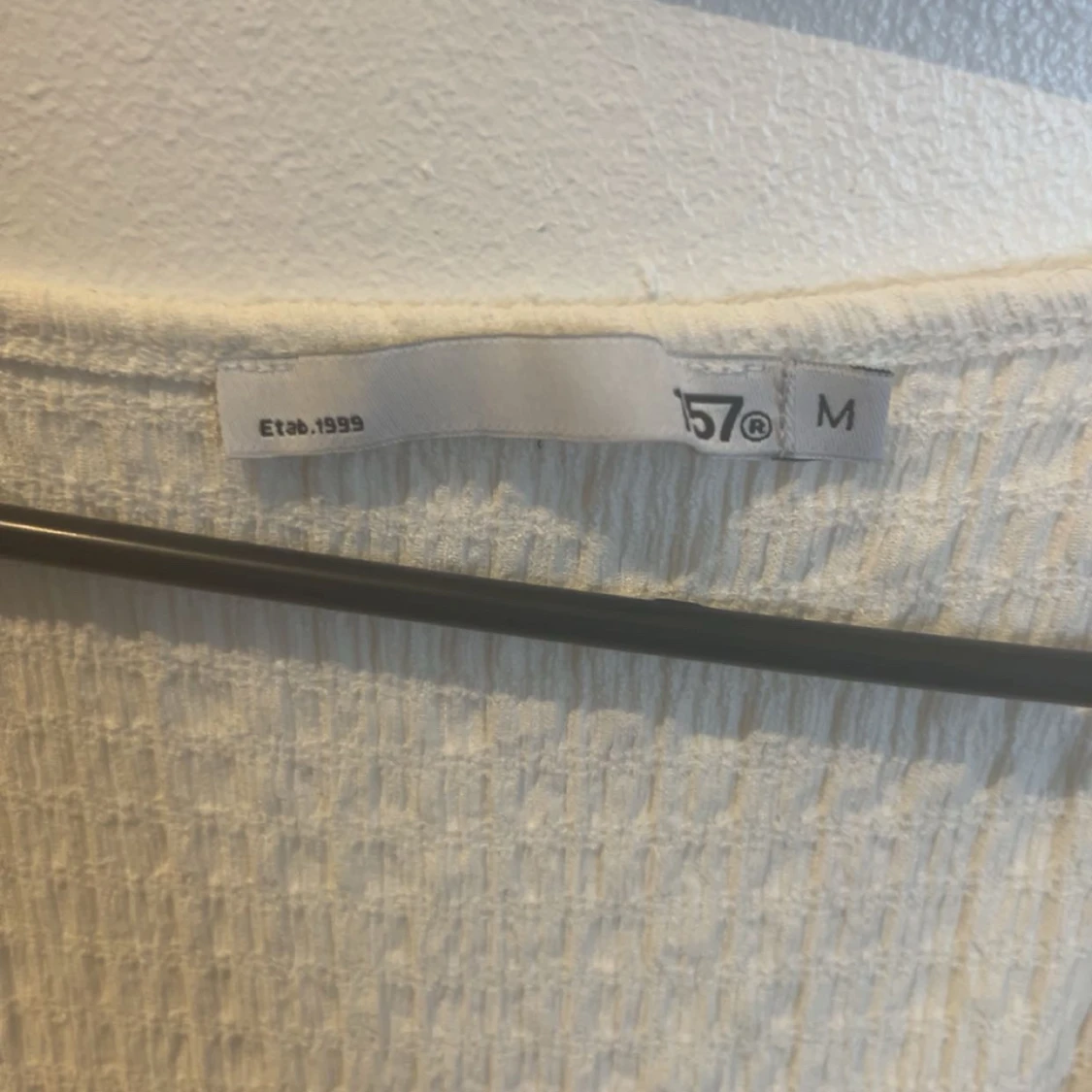 Vit kortklänning med knyt från lager 57 - 2