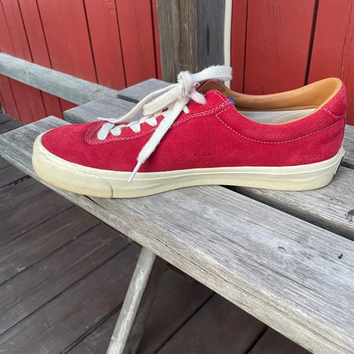 Last resort röd skor - 2