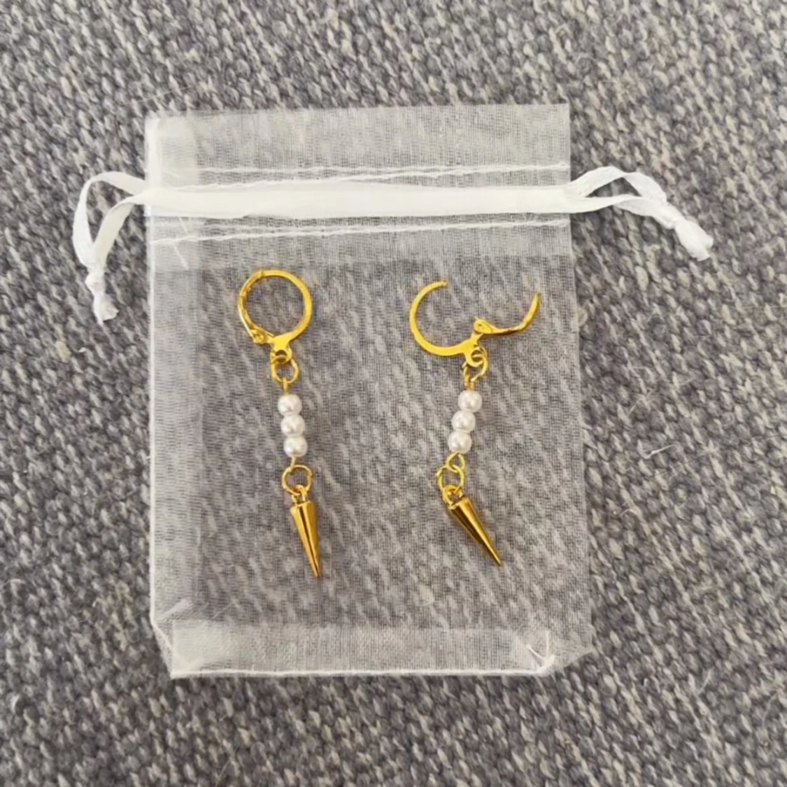 handgjorda örhängen 