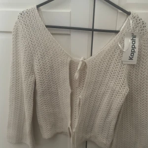 Stickad kofta - Storlek XS Normal i storlek Aldrig använt Nytt skick