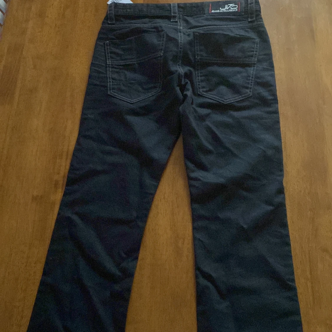 Svarta jeans från JCK&JNS - 1