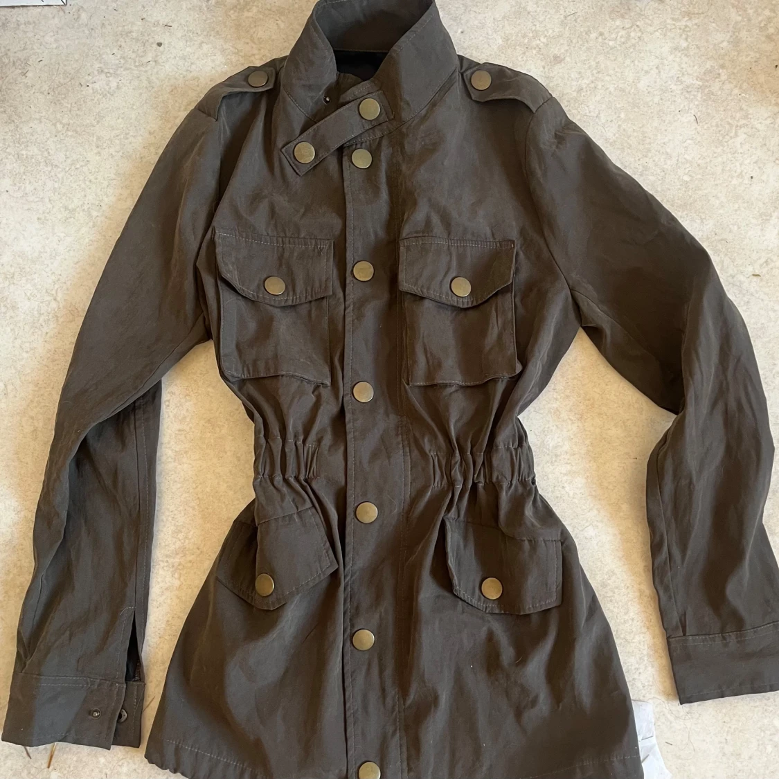 Mörk grön trenchcoat 💗 - 1