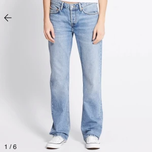 blå lågmidjade jeans! - snygga jeans !