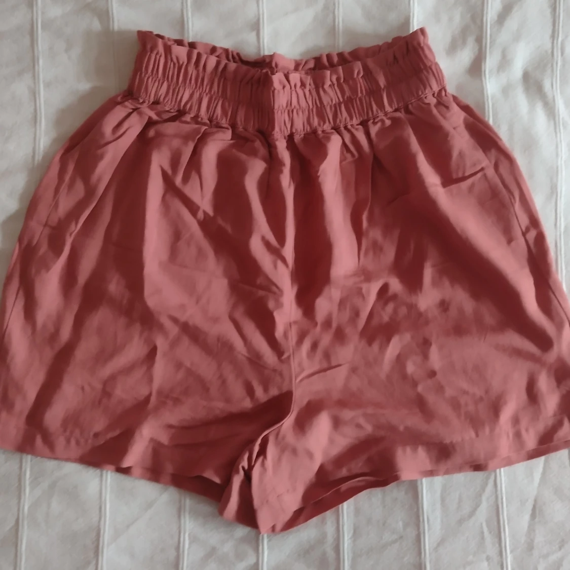 Shorts med resår från Bik Bok - 2