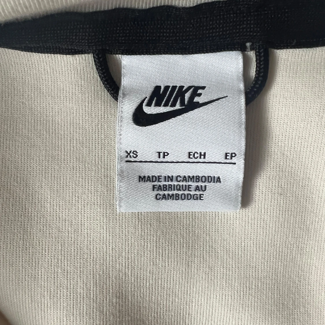 Nike tech fleece hoodie XS - 1