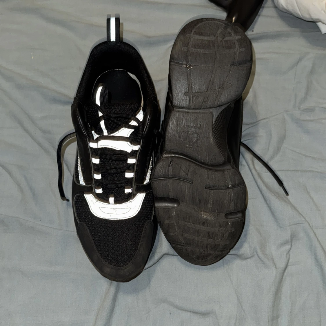 Svarta Dior sneakers med vita detaljer - 2