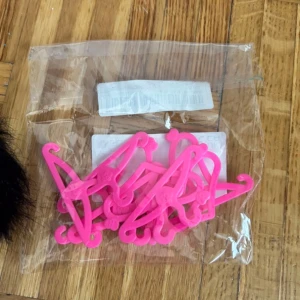 Galgar  - Små galgar till dockkläder