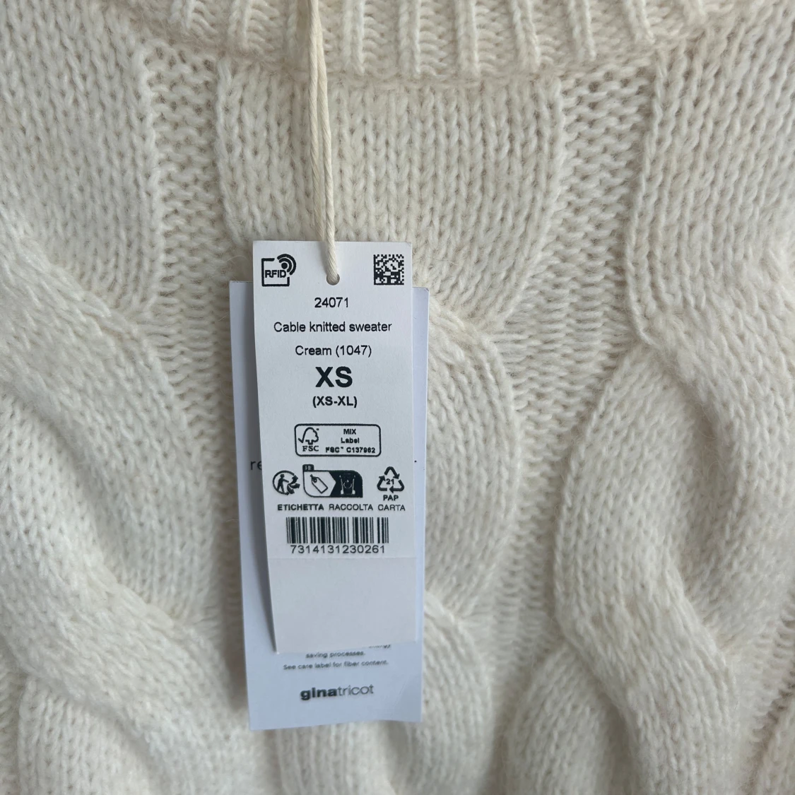 Vit stickad tröja - 4