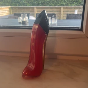 Carolina Herrera Very Good Girl - Nästan helt oanvänd Carolina Herrera Very Good Girl❤️