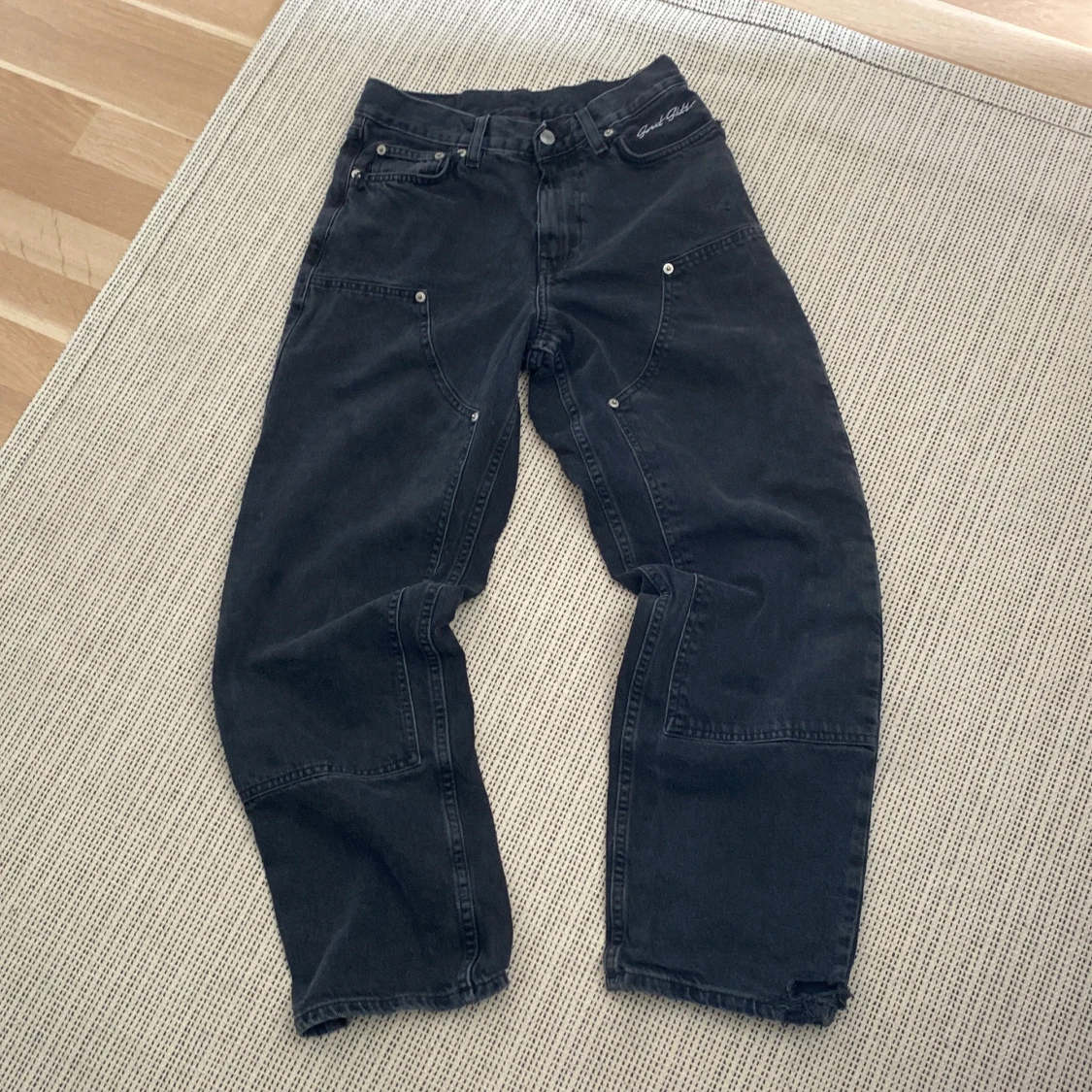 Svarta wide jeans Sweet SKTBS XXS
