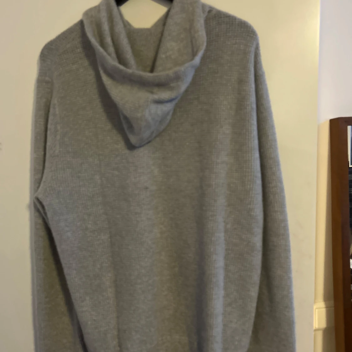 Grå stickad cashmere hoodie från Polo Ralph Lauren - 1