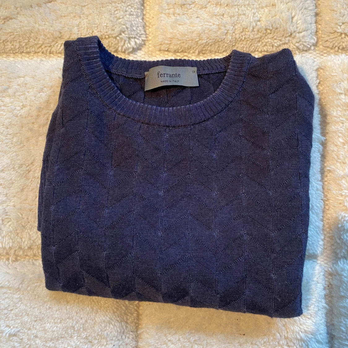 Mörkblå ulltröja från Ferrante - 1