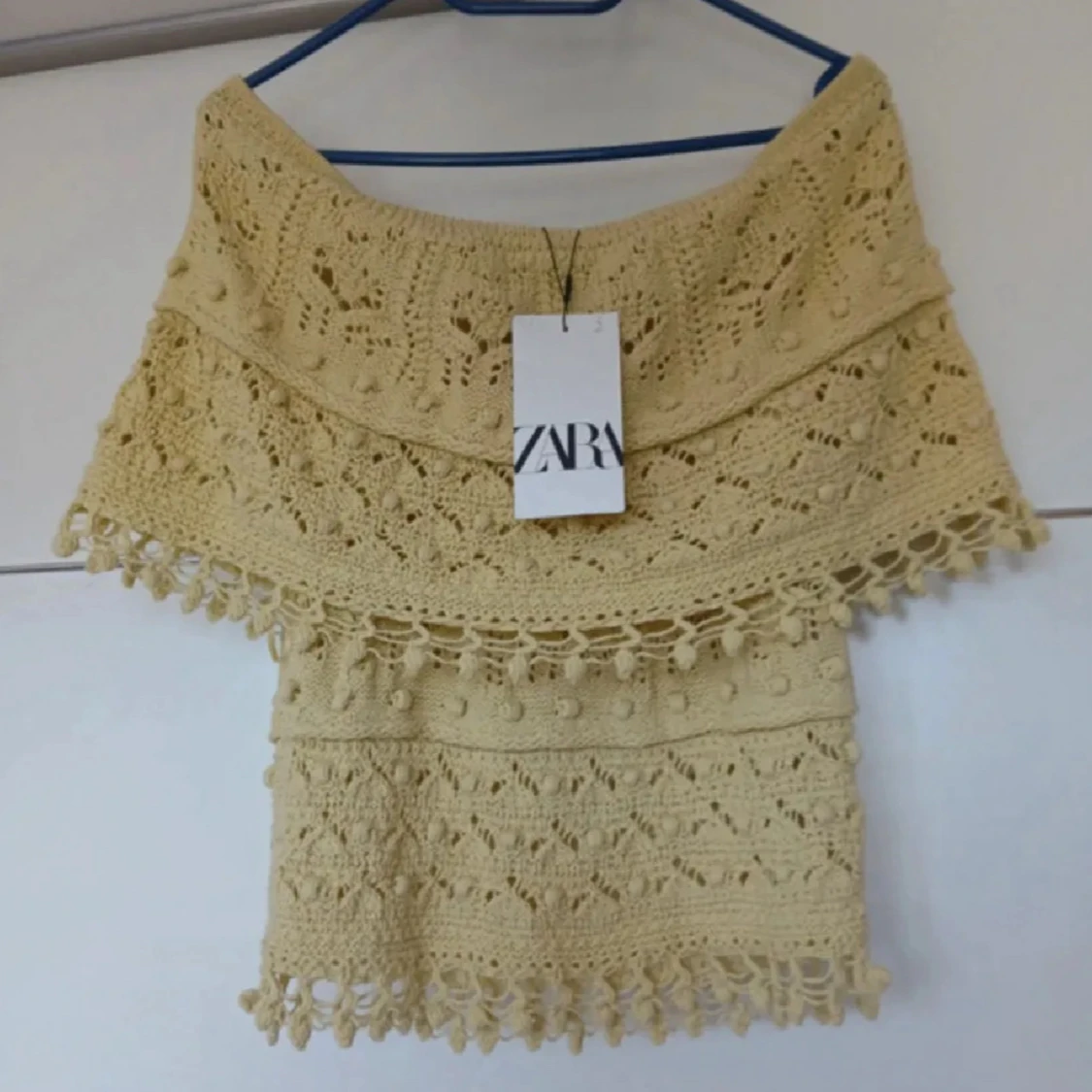 Gul offshoulder stickad topp Zara - 2