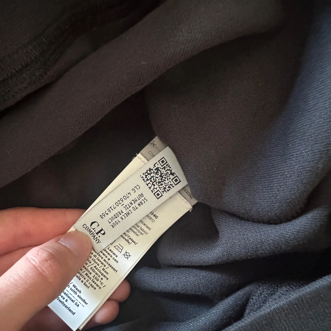 Navy blue sweatshirt från C.P. Company - 2