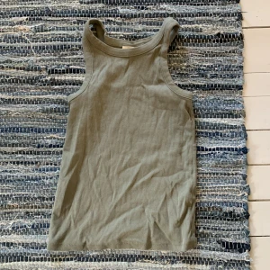 Linne - Fint grönt linne från Kappahl 