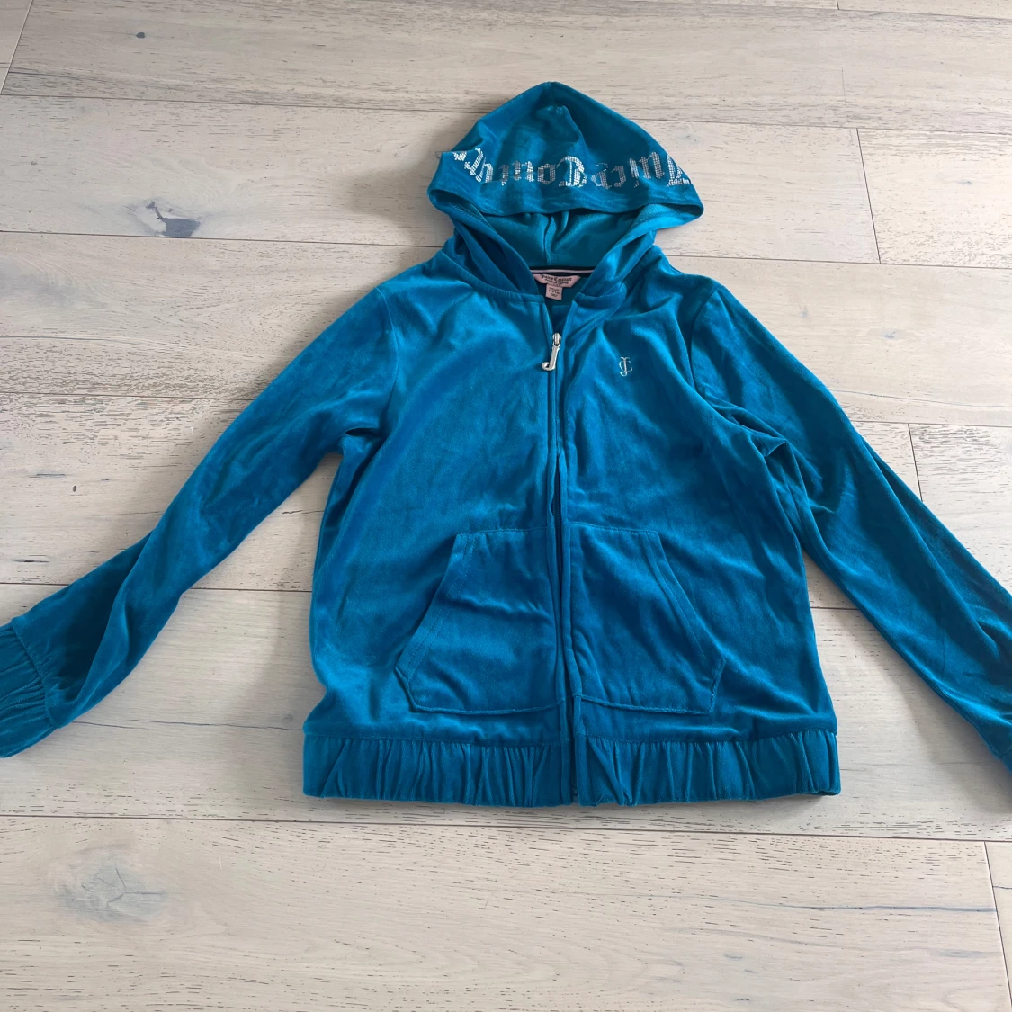 Blå velour hoodie från Juicy Couture