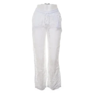 Chelsea linnebyxor - Vita linnebyxor från Chelsea. Endast testade, men de var försmå. Nypris 500kr.