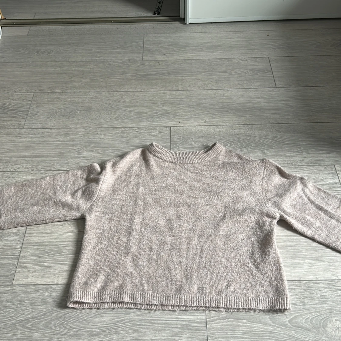 Beige stickad tröja från 157 XS