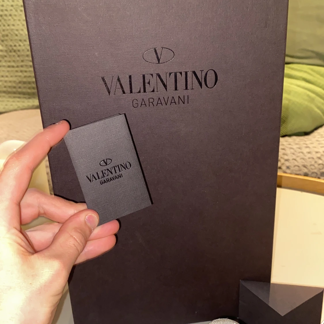 Valentino Garavani sneakers med blå detalj - 2