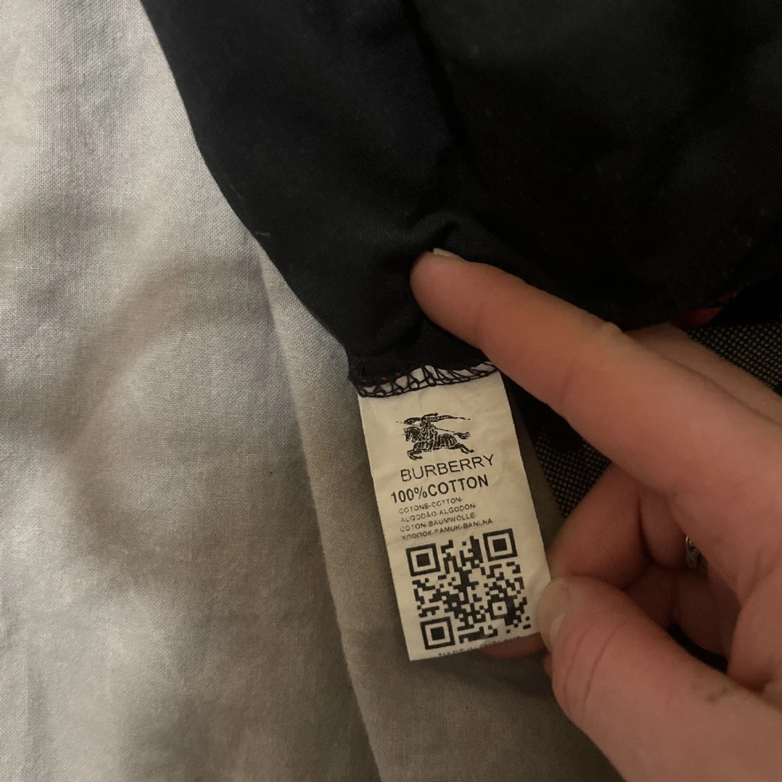 Burberry T-shirt  - 3