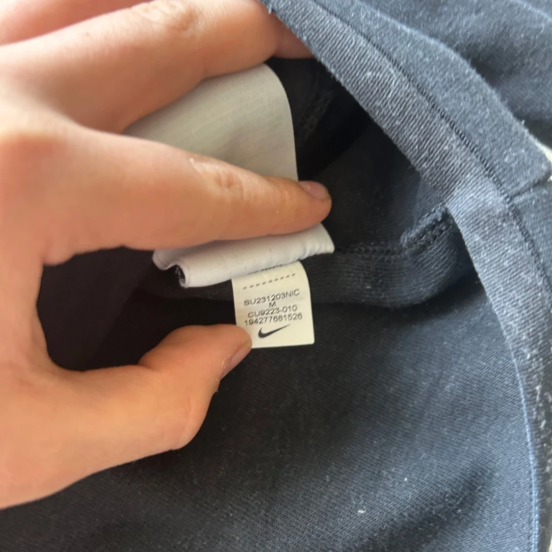 Svart Nike tech hoodie - 2