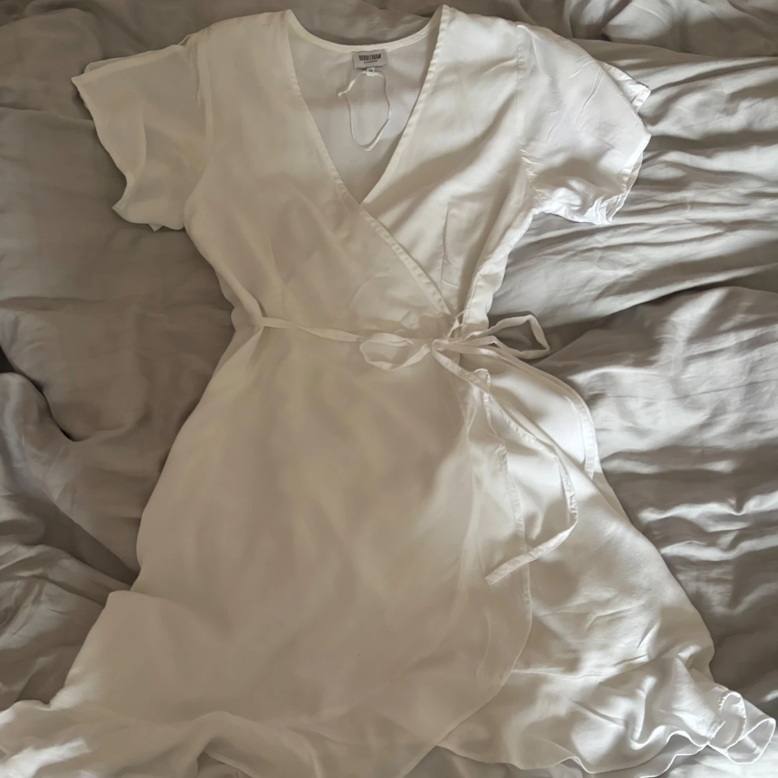 Vit studentklänning