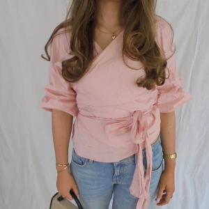 Rosa omlott blus - Rosa omlott blus!