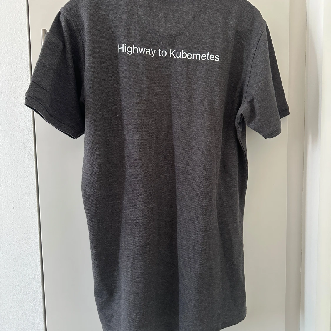 Grå pikétröja från Stakater - 4