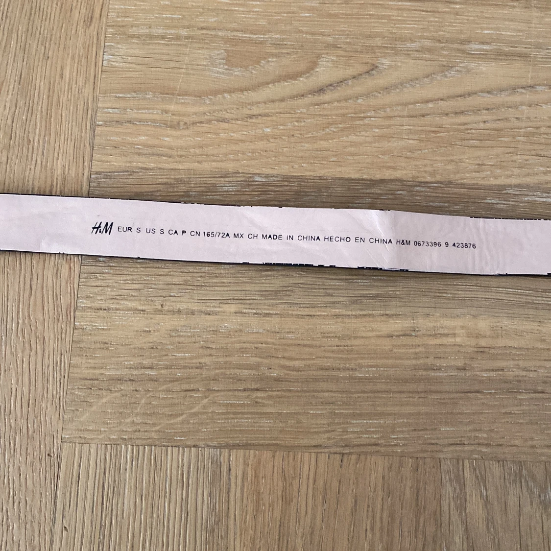 Svart och beige bälte från H&M - 2